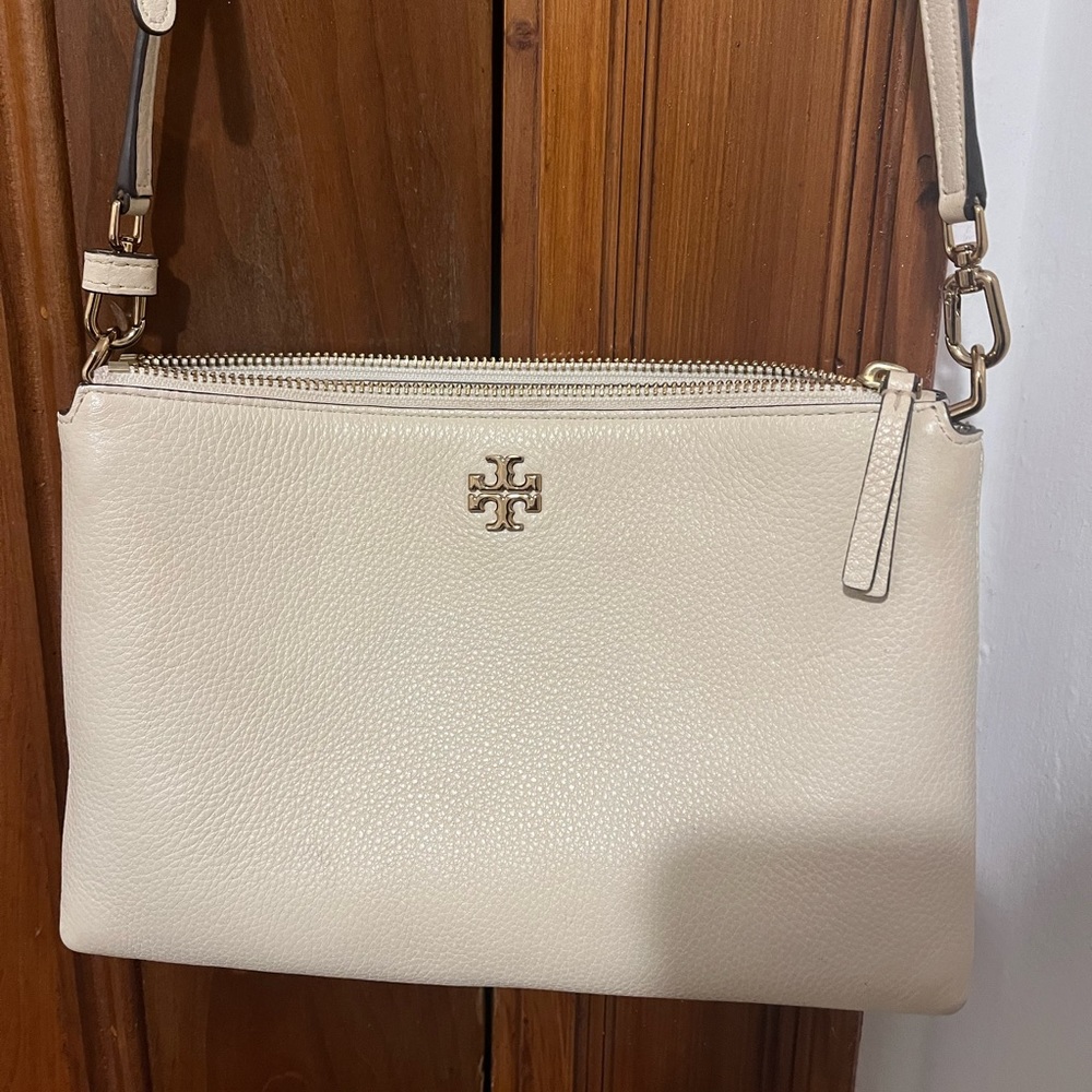 Tory Burch Kira Pebbled Leather Wallet Crossbody Bag Gem